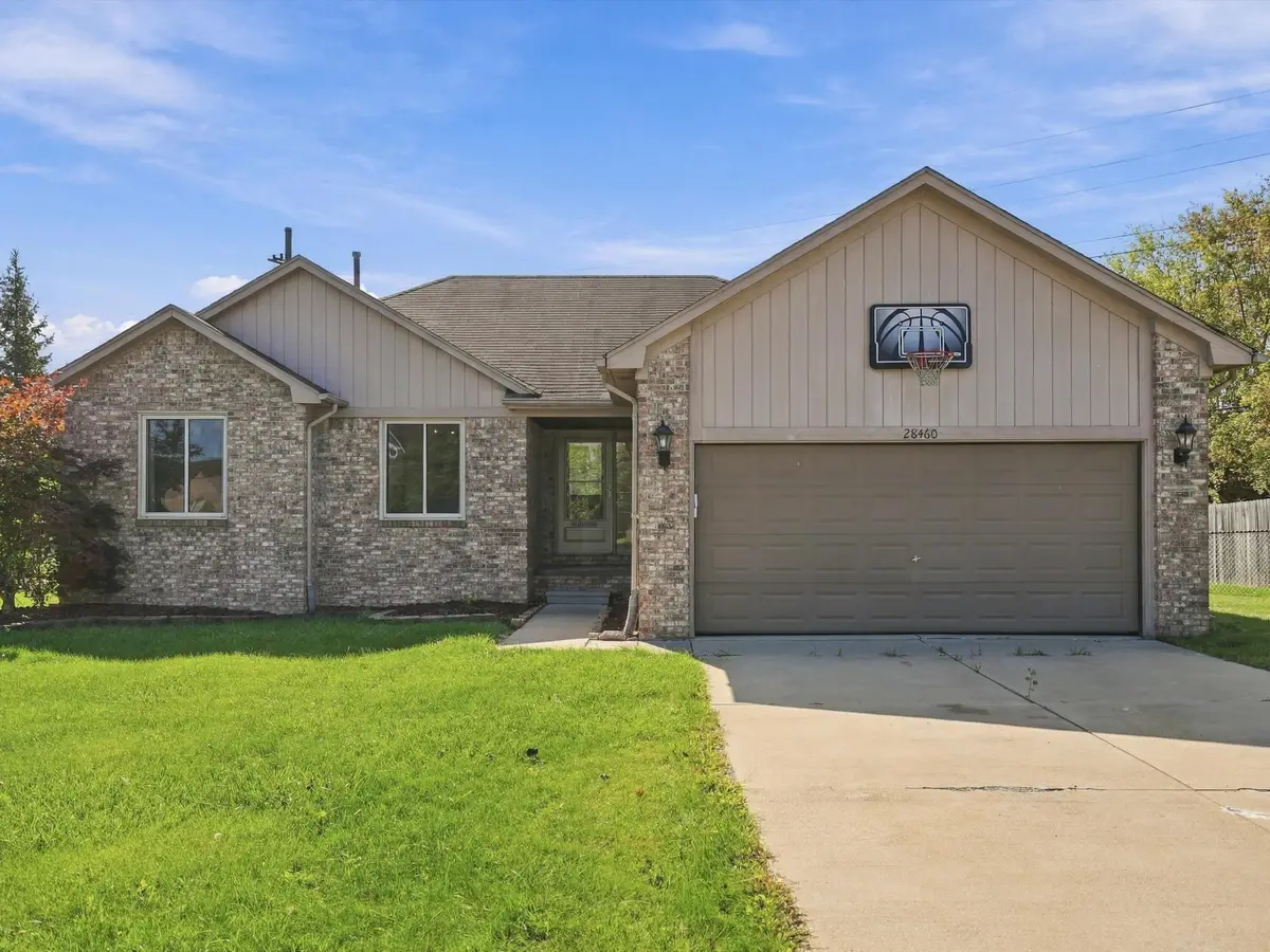 28460 Wales Drive, Chesterfield, MI 48047 - #1