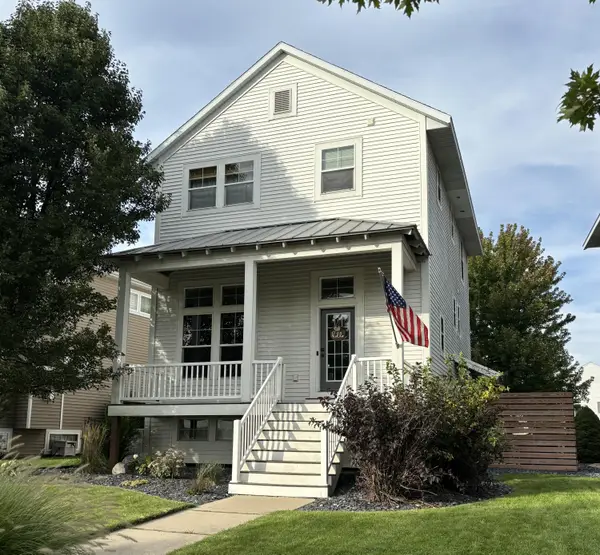 6469 Green Ash Drive, Zeeland, MI 49464