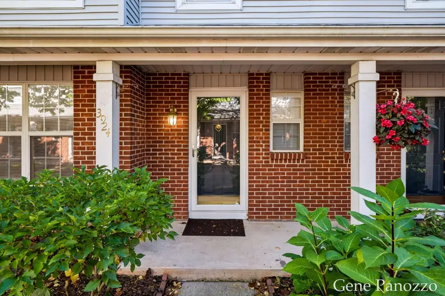 3924 Courtyard Place SE Building: N/A Unit: 11, Grand Rapids, MI 49546 - #3