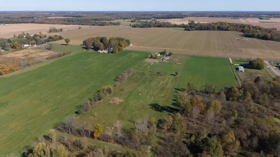12390 S 42nd Street, Vicksburg, MI 49097 - #2