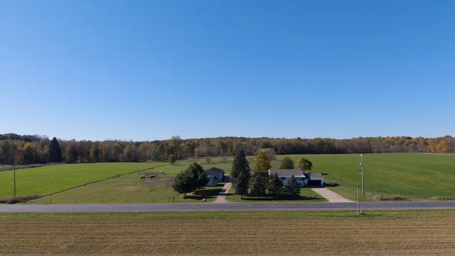 12390 S 42nd Street, Vicksburg, MI 49097 - #3