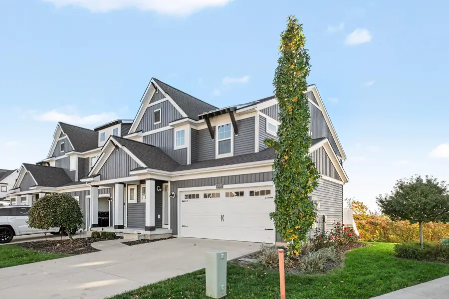 8907 Barrington Lane Building: 5 Unit: 28, Jenison, MI 49428 - #2