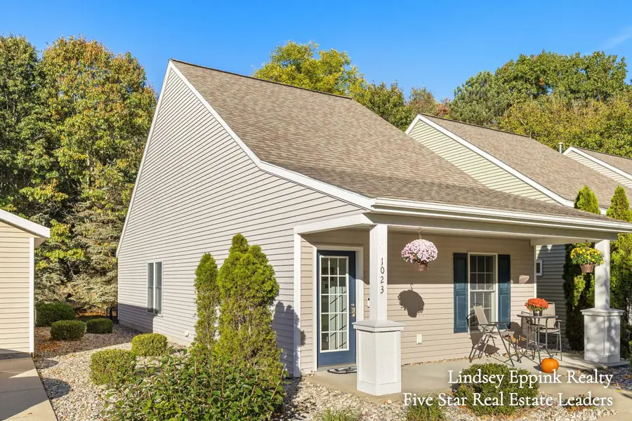 1023 Moreland Street, Grand Haven, MI 49417 - #2