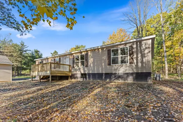 15250 Algoma Avenue NE, CedarSprings, MI 49319