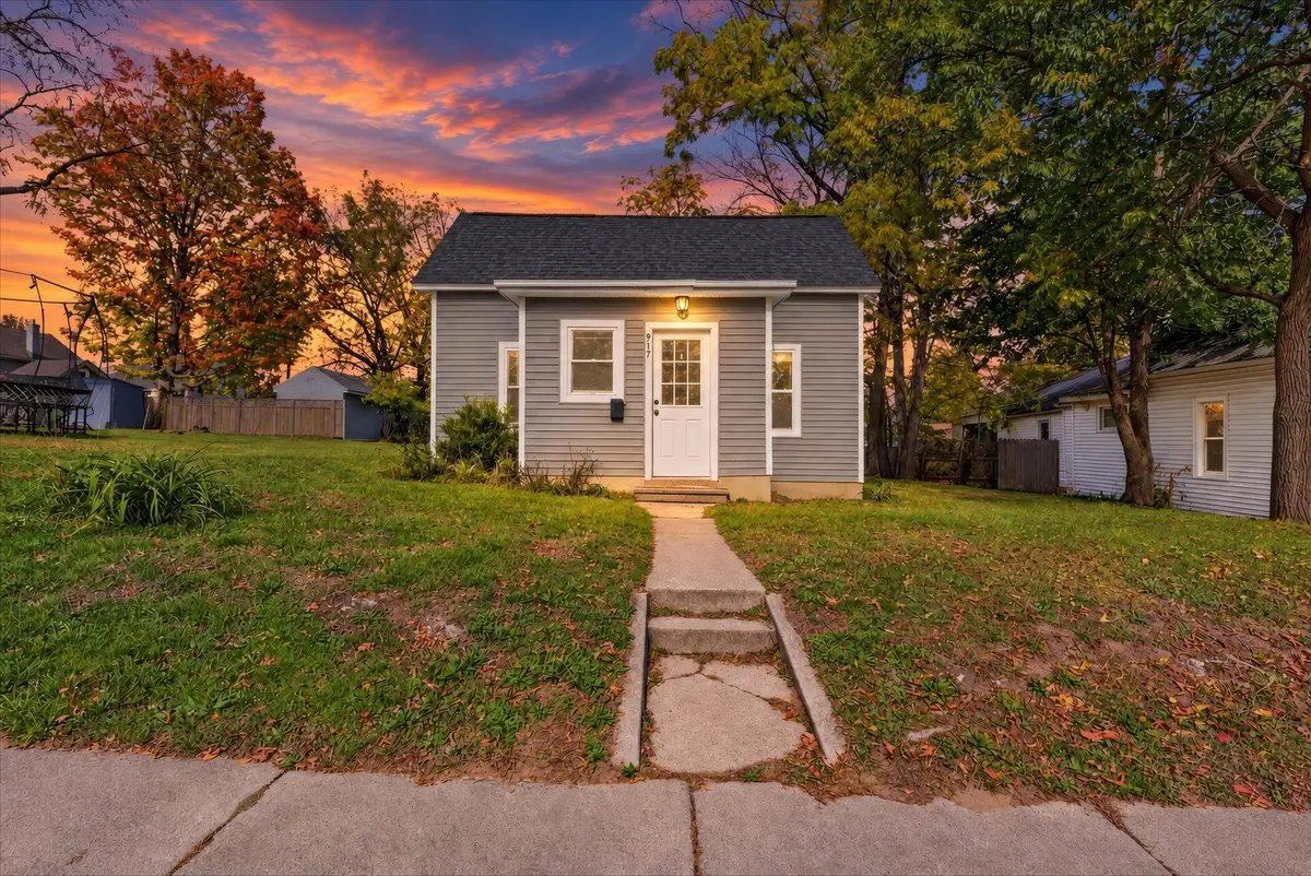 917 Innes Street NE, Grand Rapids, MI 49503 - #1