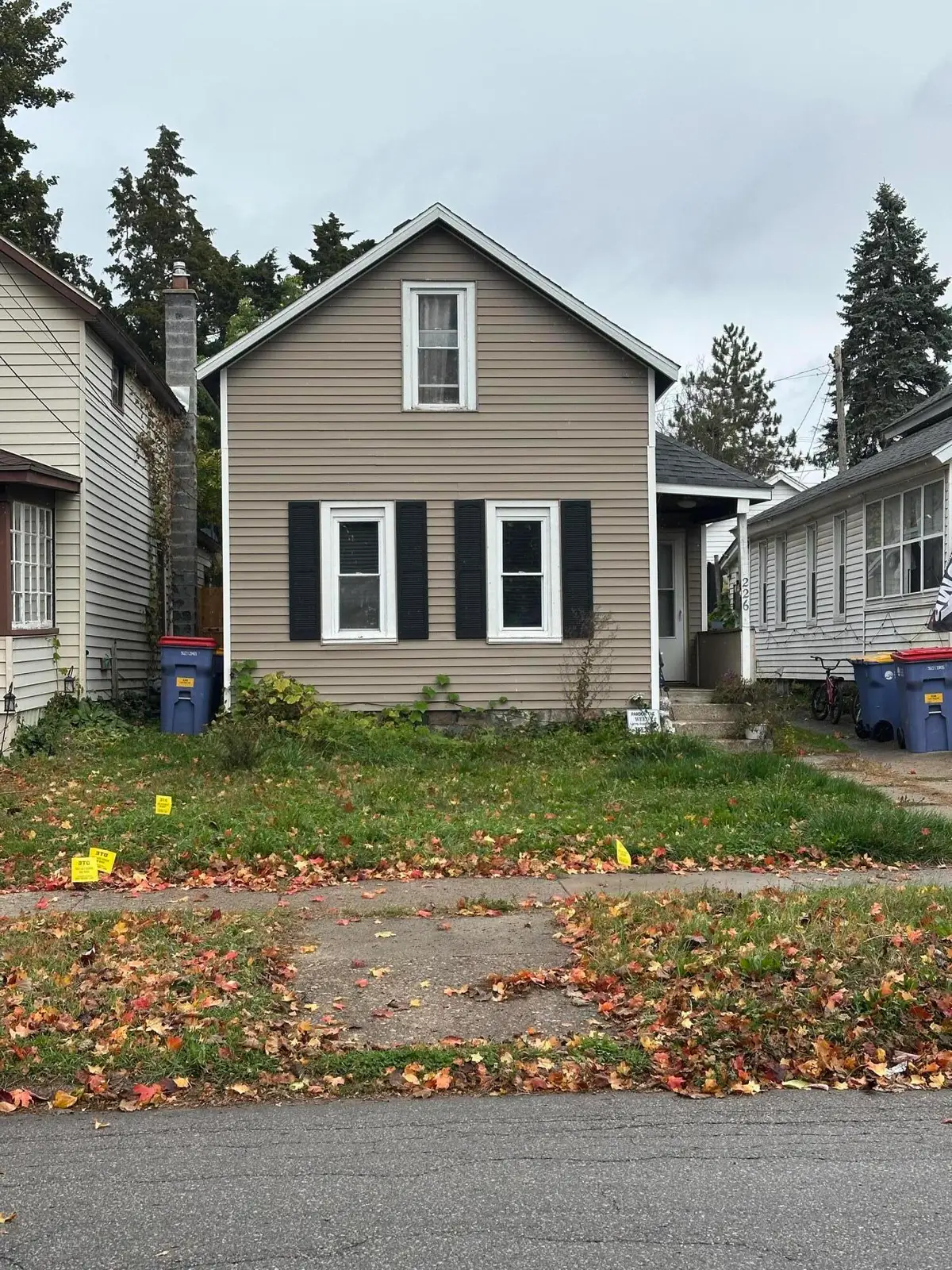 226 Lane Avenue SW, Grand Rapids, MI 49504 - #1