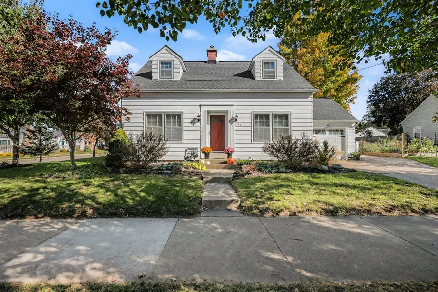 2050 Houseman Avenue NE, Grand Rapids, MI 49505 - #2