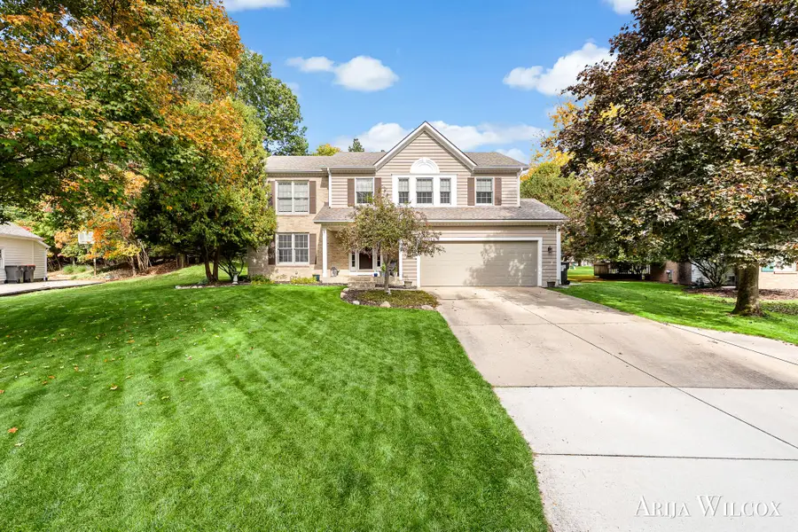 6429 Drumlin Court SE, Ada, MI 49301 - #2