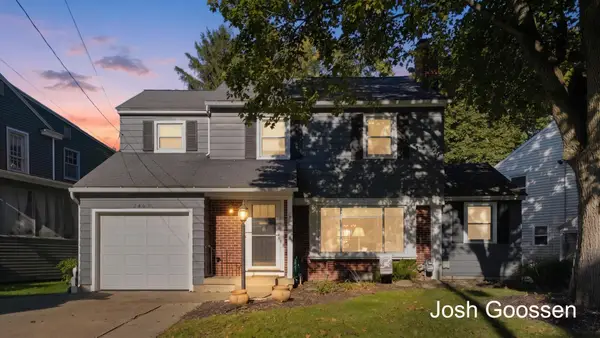 2463 College Avenue SE, GrandRapids, MI 49507