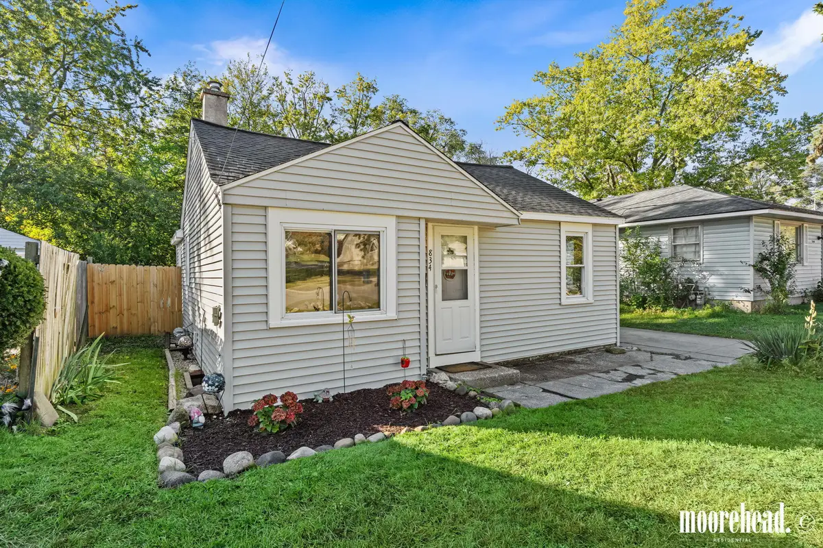 834 35th Street SW, Wyoming, MI 49509 - #1