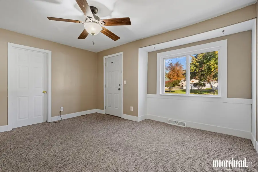 834 35th Street SW, Wyoming, MI 49509 - #3