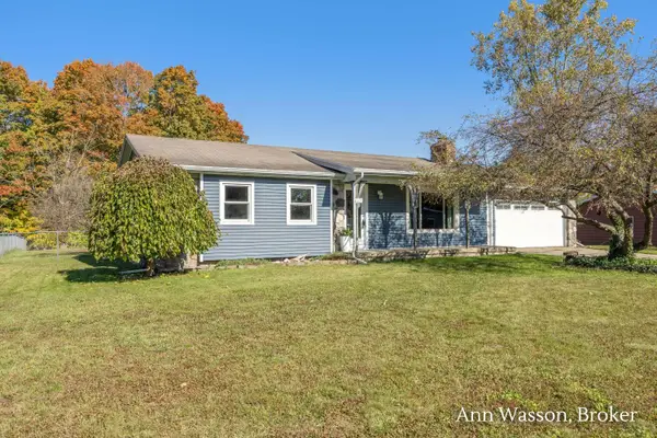 667 Marway Street NW, ComstockPark, MI 49321