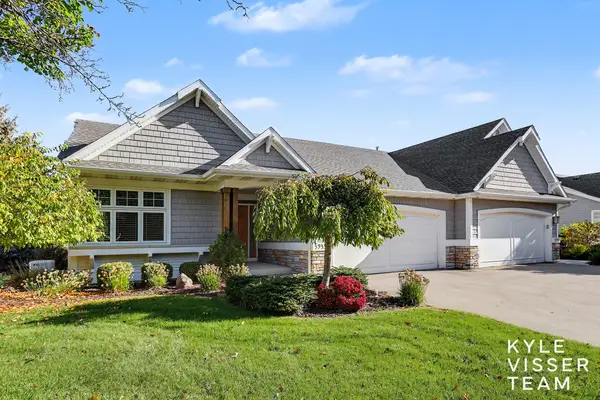 3935 Crystal Waters Lane NE, GrandRapids, MI 49525