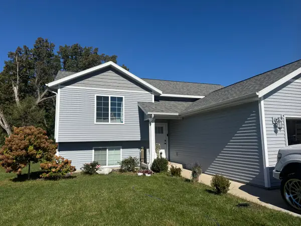 1559 Chapel Street SW, Wyoming, MI 49509