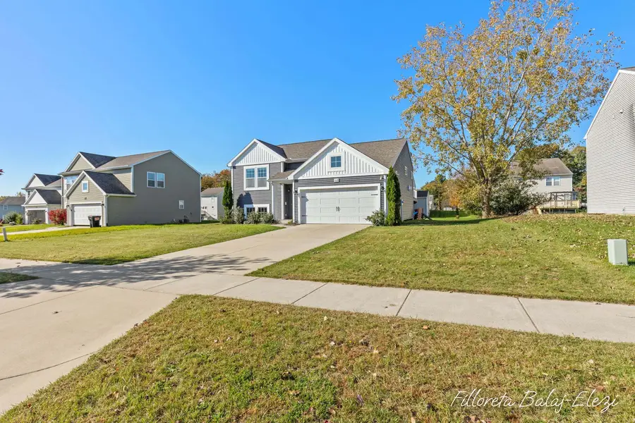 4669 Quaker Hill Court SE, Kentwood, MI 49512 - #3