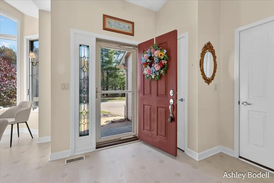 4349 Willow Lane Drive NE, Northview, MI 49525 - #3
