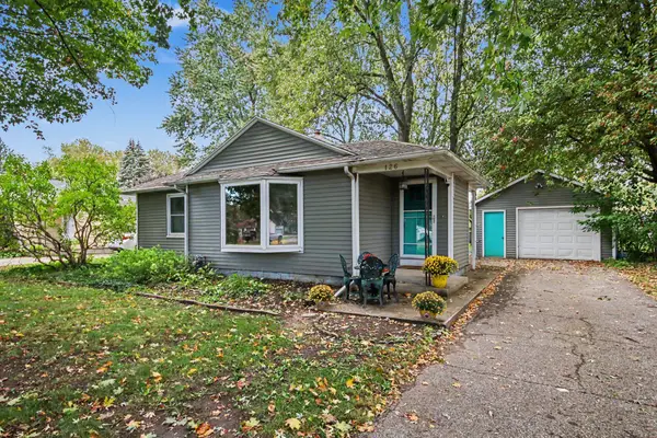 126 Cambridge Avenue, Holland, MI 49423