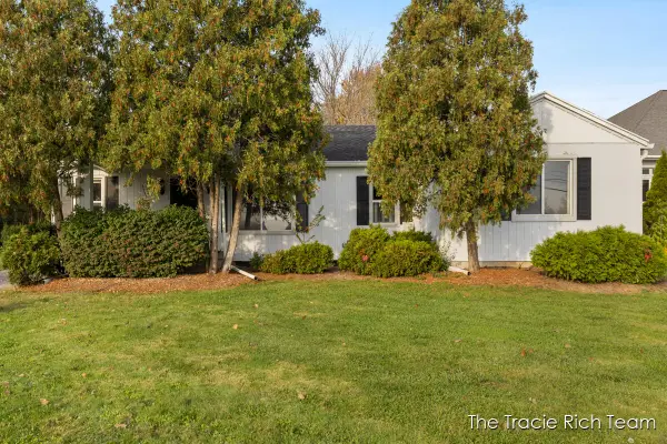 2715 E Beltline Avenue NE, GrandRapids, MI 49525