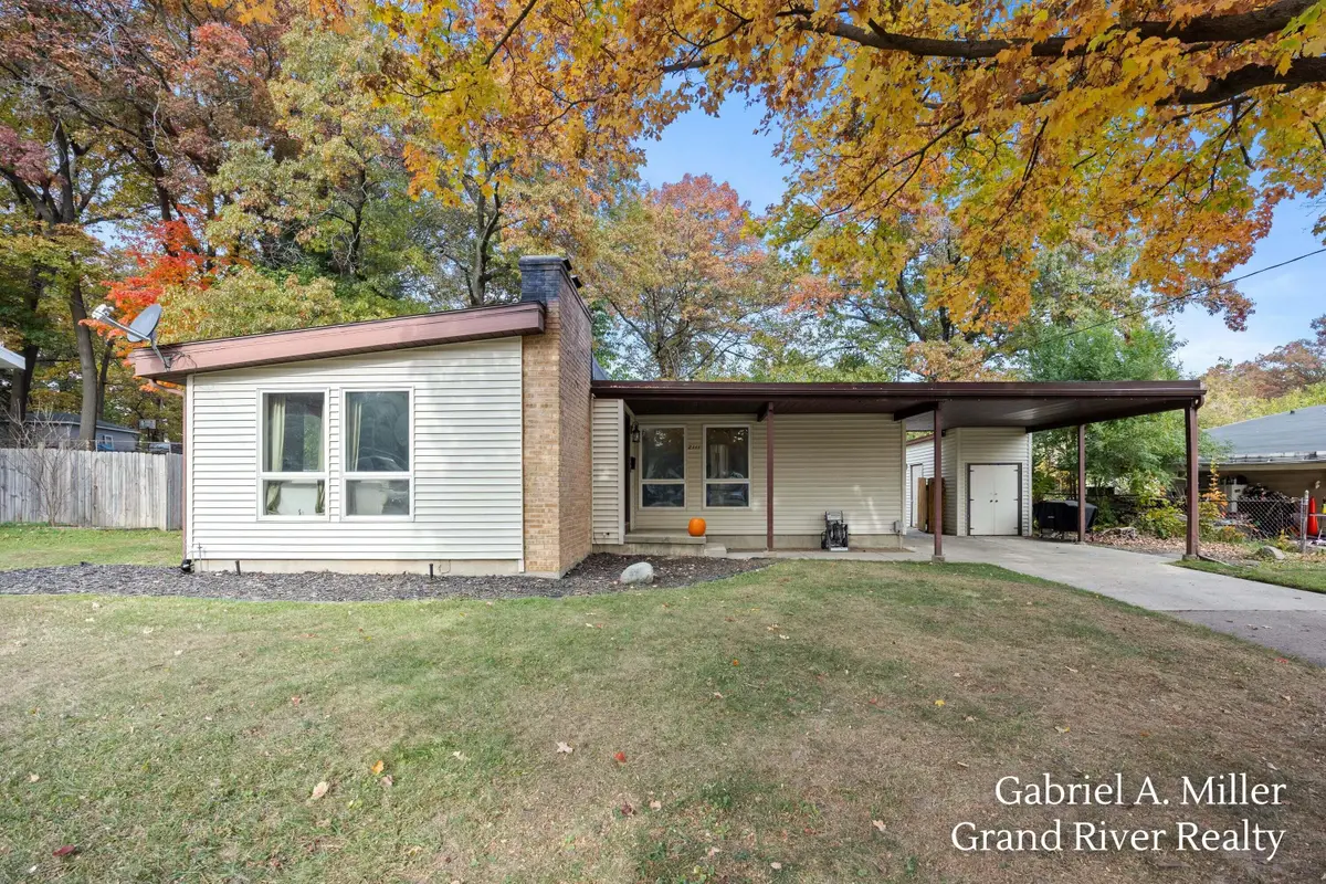 2111 Floyd Street SW, Wyoming, MI 49519 - #1