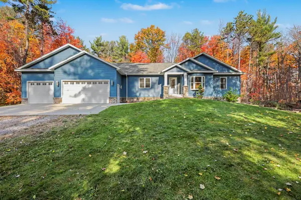 12170 Pleasant Place Drive, Ravenna, MI 49451