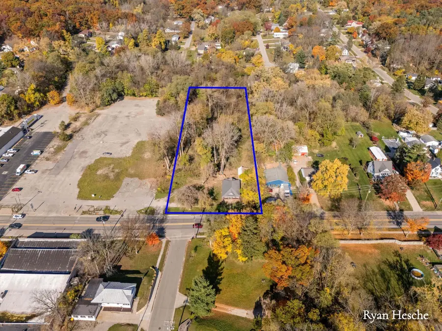 346 W Lincoln Avenue, Ionia, MI 48846 - #2