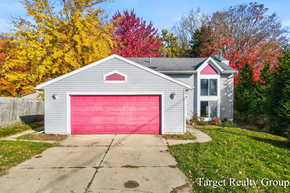 4723 W Grand Boulevard NW, Grand Rapids, MI 49534 - #1