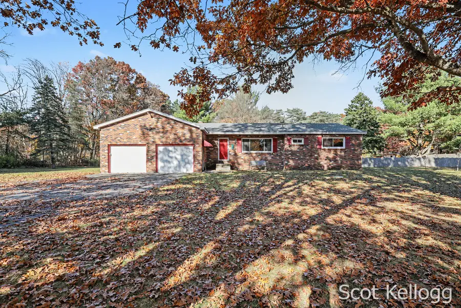 10620 W Colby Road, Gowen, MI 49326 - #2
