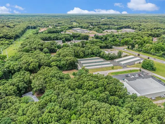 3883 Sky King Boulevard, Kalamazoo, MI 49009 - Image #3