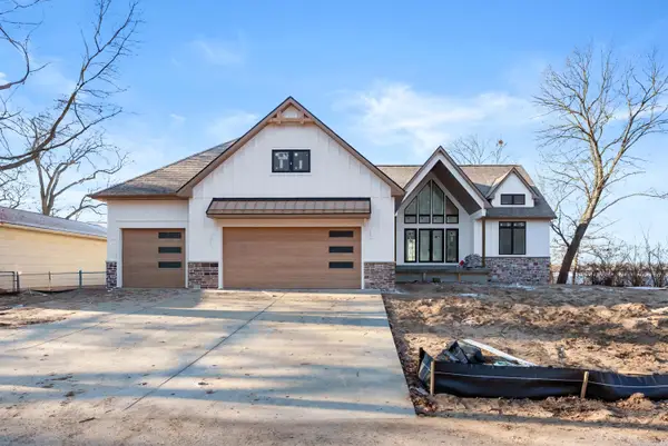 3308 E Shore Drive, Portage, MI 49002