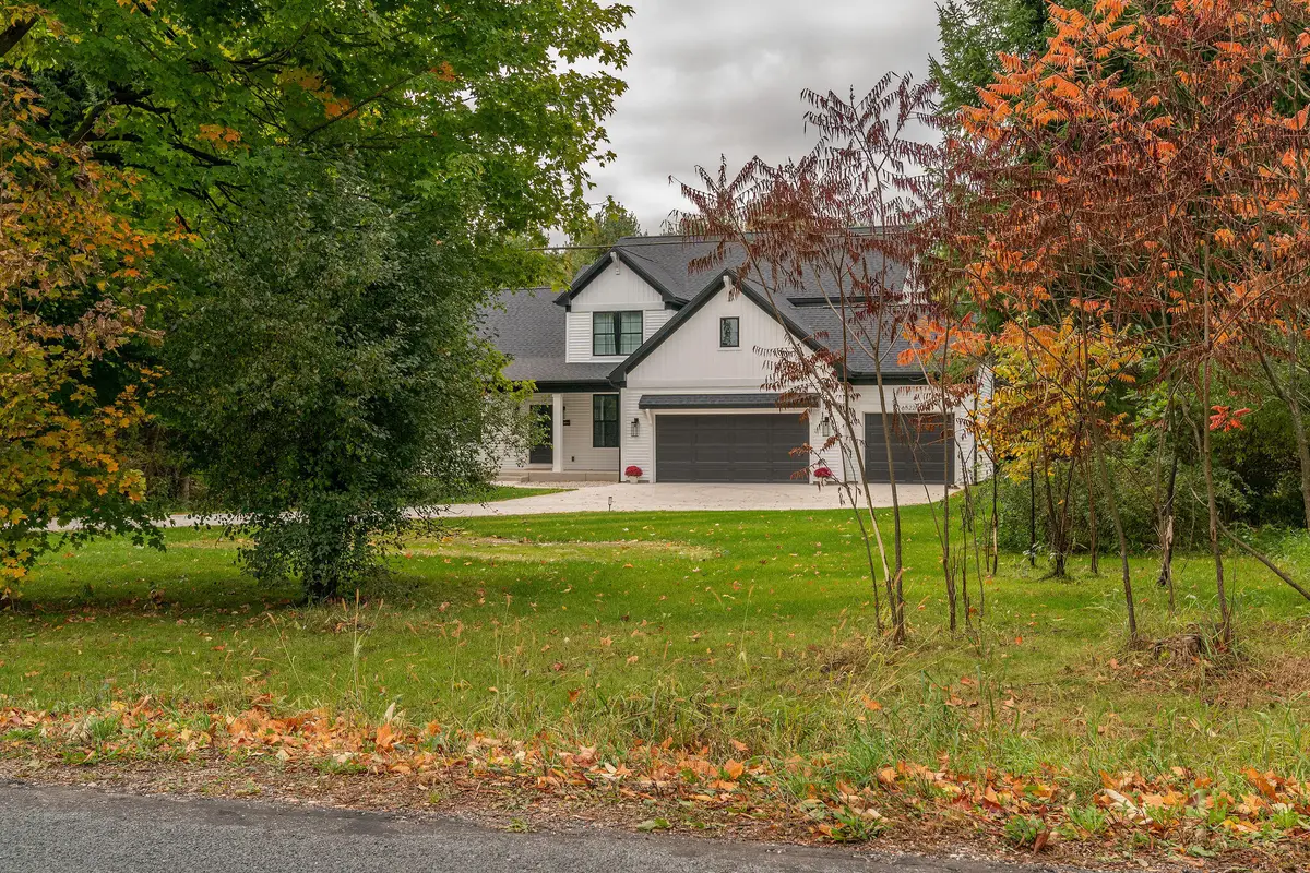10303 E C Avenue, Richland, MI 49083 - #1