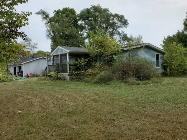 34751 28th Avenue, PawPaw, MI 49079