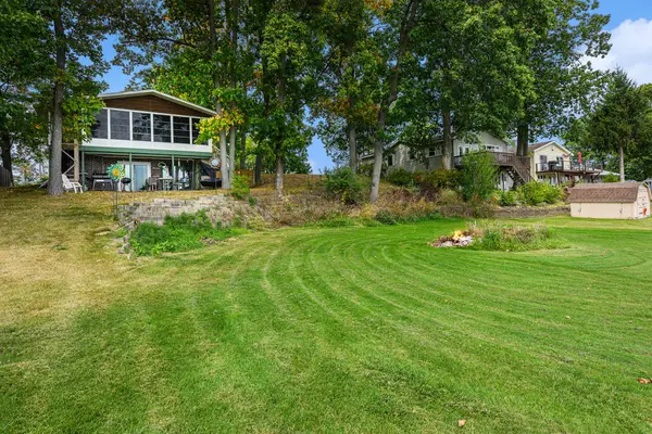 11681 Scott Park Road, Delton, MI 49046