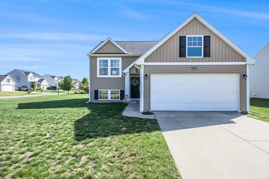 59103 Silvergrass Drive, Mattawan, MI 49071 - #2