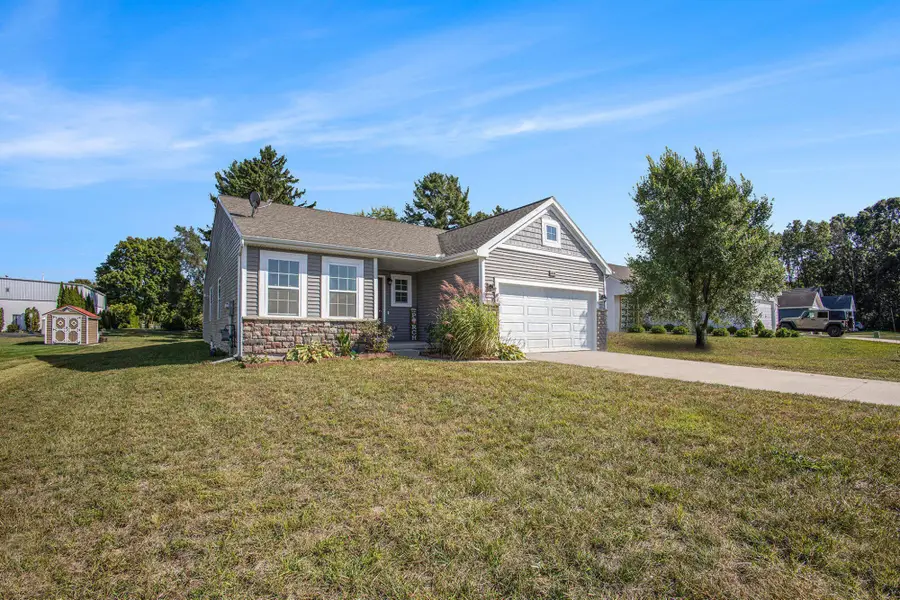 4638 Lauren Drive, Norton Shores, MI 49441 - Image #2