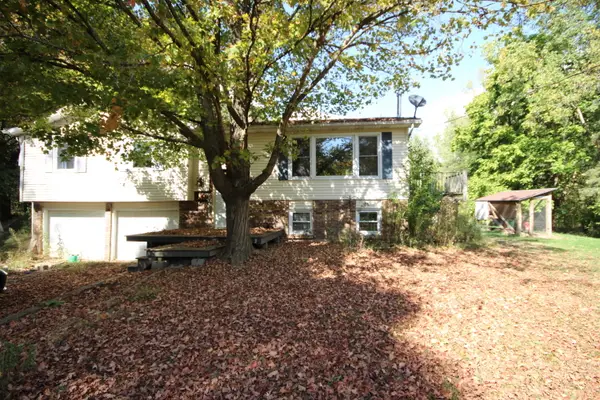 10775 E V Avenue, Vicksburg, MI 49097