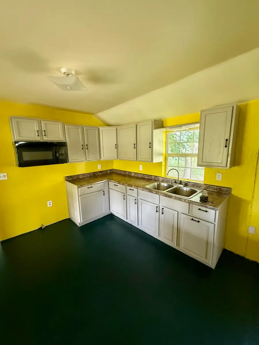 427 E Main Street, Burr Oak, MI 49030 - Image #3