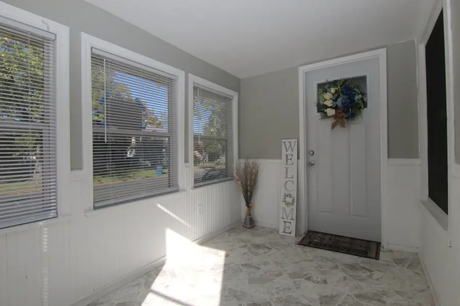 914 Chicago Avenue, Kalamazoo, MI 49048 - Image #2