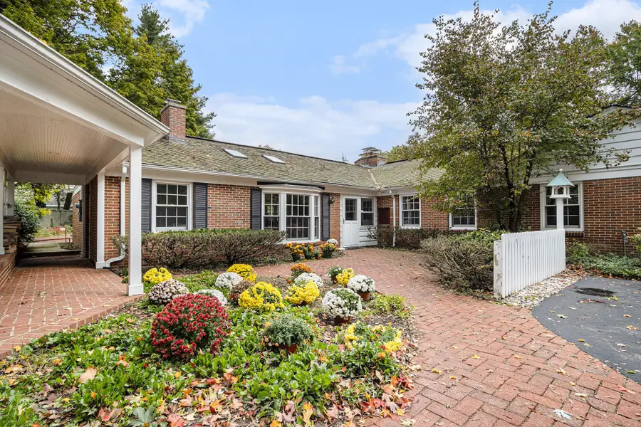 1734 Embury Road, Kalamazoo, MI 49008 - #3