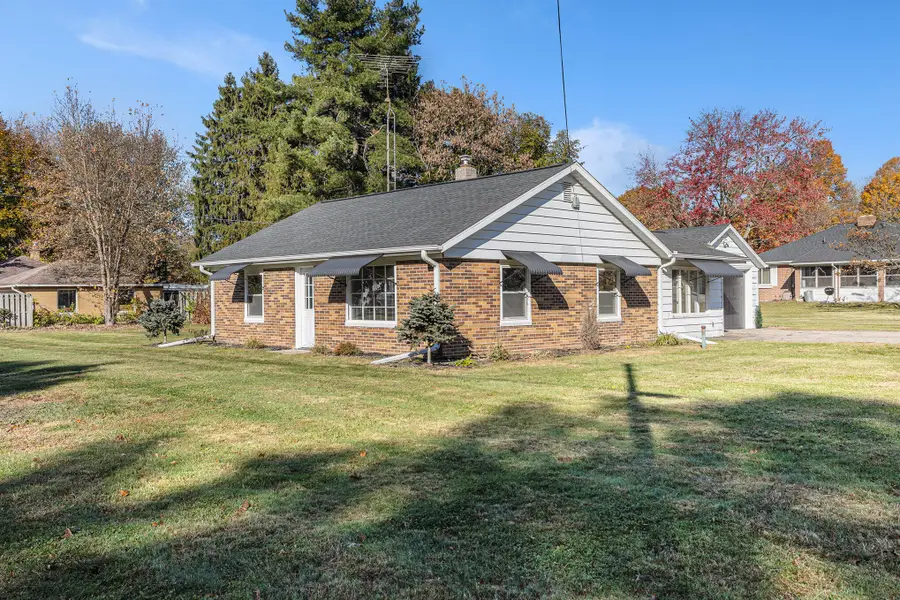 104 Quail Street, Level Park Oak Park, MI 49037 - Image #2