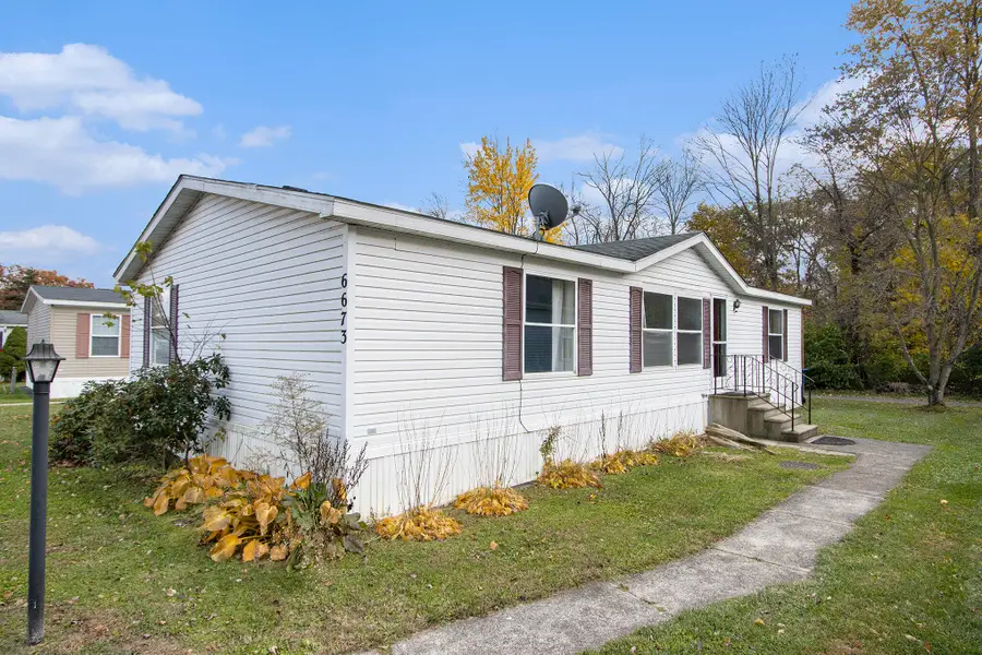 6673 Pamela Court, Kalamazoo, MI 49009 - Image #2