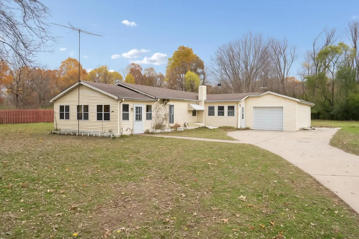 202 Overton Street, Emmett, MI 49014 - Image #1