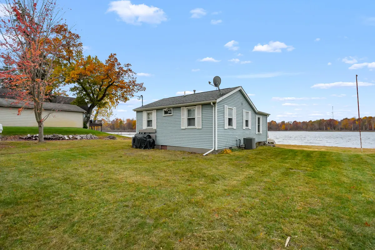 41758 N Park Street, Paw Paw Township, MI 49079 - Image #1