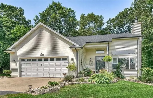 5020 Roundtree Drive, Middleville, MI 49333