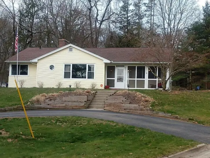 106 W Sunset Boulevard W, Pennfield, MI 49017 - Image #2