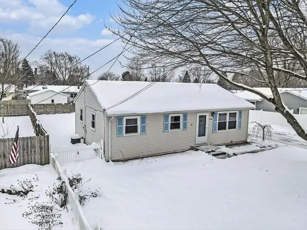 5590 Lucerne Avenue, Kalamazoo, MI 49048