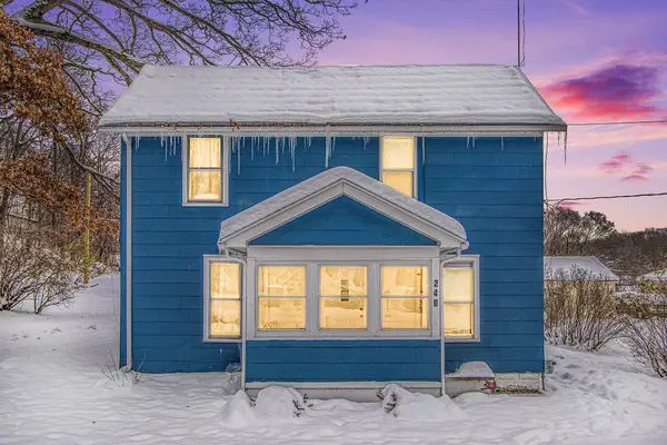 240 Chicago Avenue, Kalamazoo, MI 49048