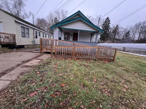 640 S Magnolia Avenue, Lansing, MI 48912