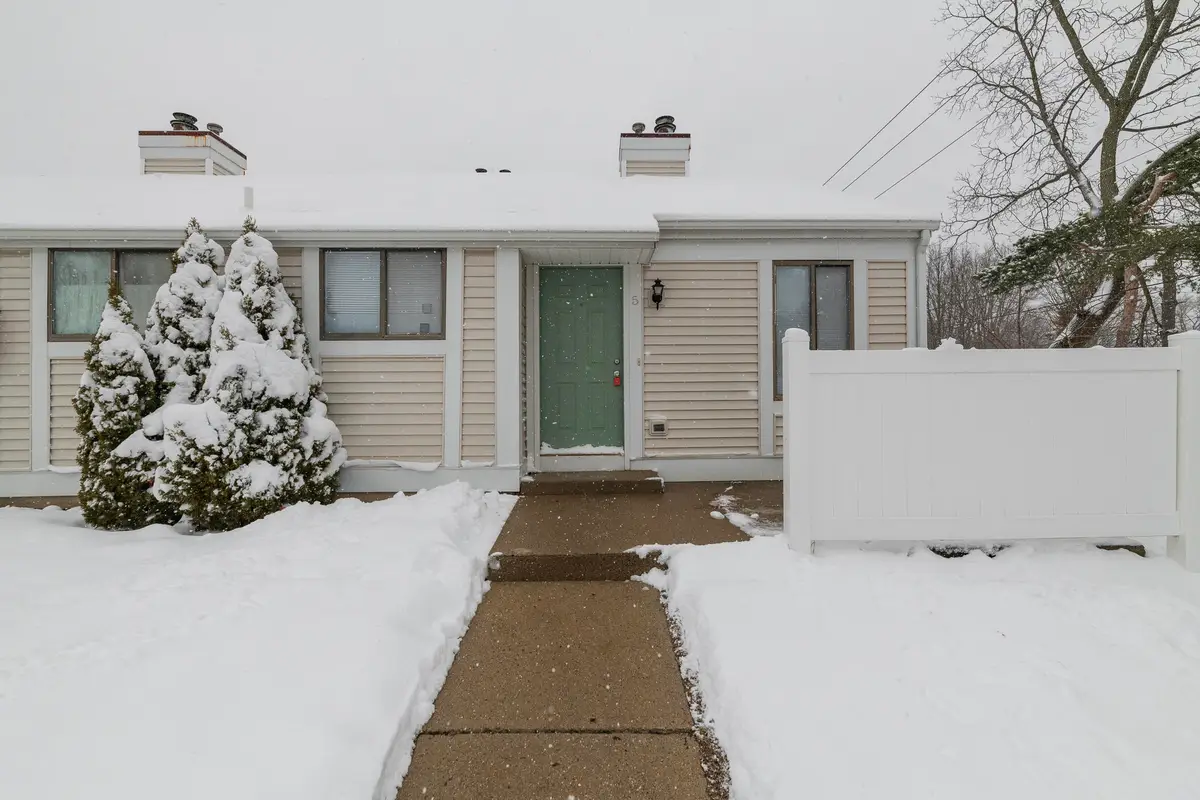 3320 Scots Pine Way Unit: 5, Portage, MI 49024 - Image #1