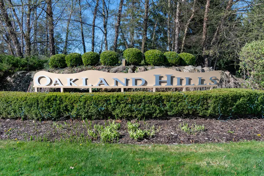 8660 Oakland Hills Circle, Portage, MI 49024 - Image #2