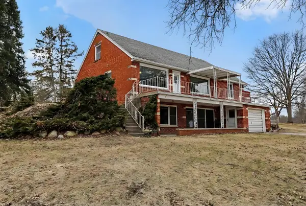 10827 N 12th Street, Plainwell, MI 49080